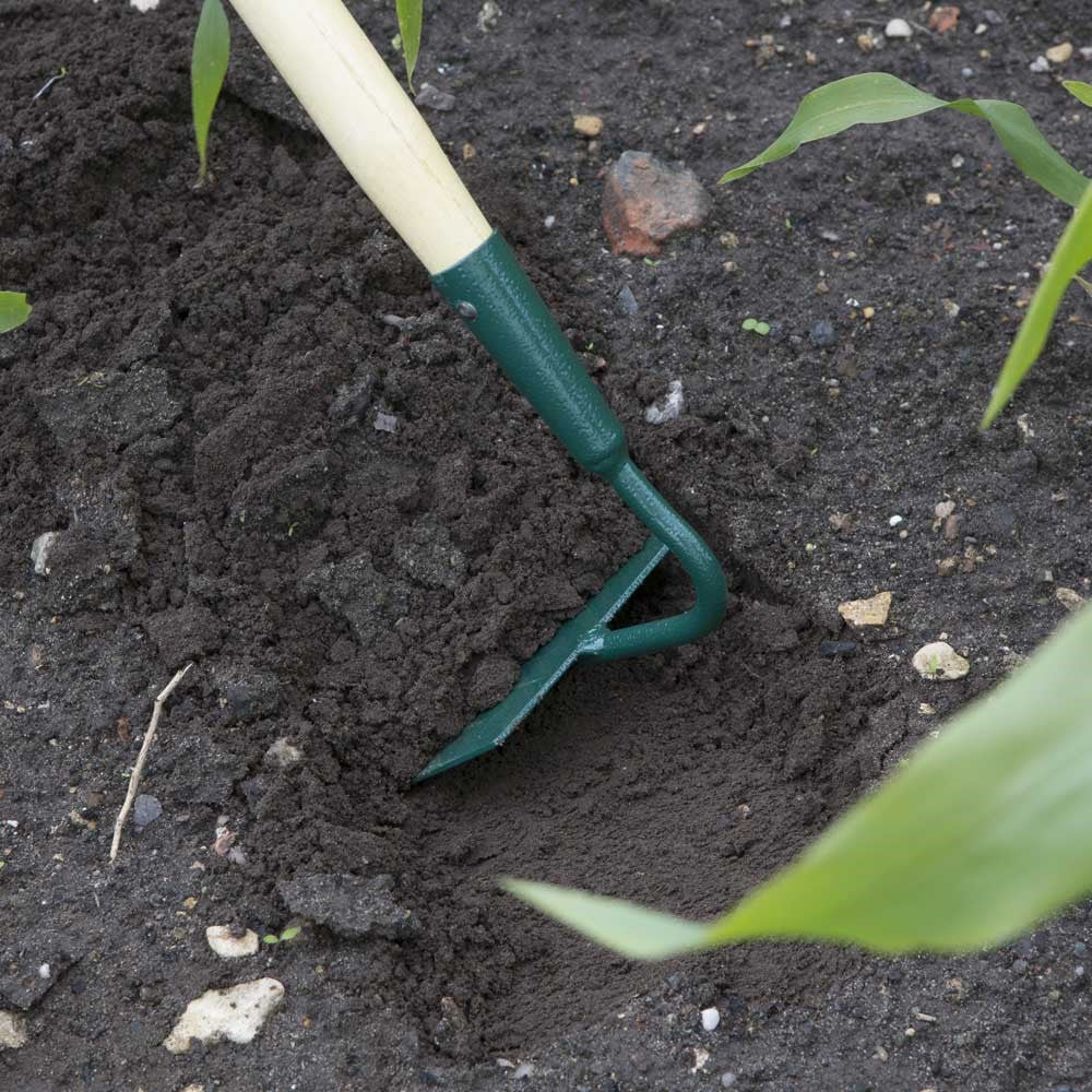 Wilkinson Sword: Carbon Steel Draw Hoe