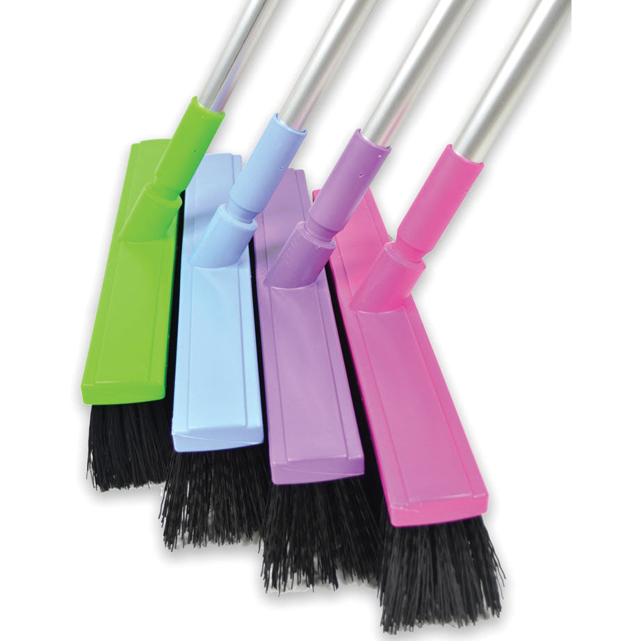 Harold Moore Stable & Yard Broom