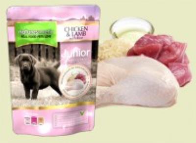 Natures Menu: Puppy/Junior Pouch Chicken Lamb & Rice 8x300gm