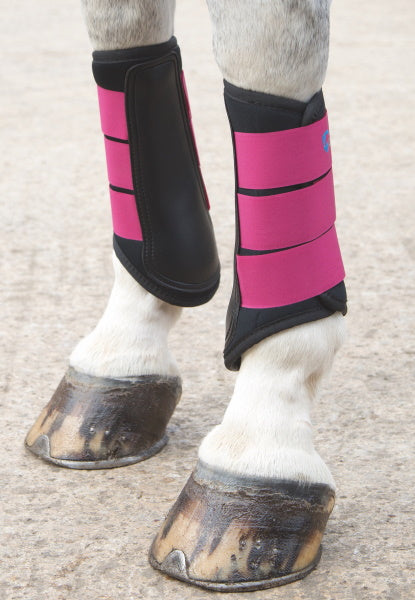 Arma Neoprene Brushing Boots Raspberry